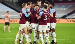 今日英超最新爆料新闻,转会风云再起，豪门争抢焦点球员！”